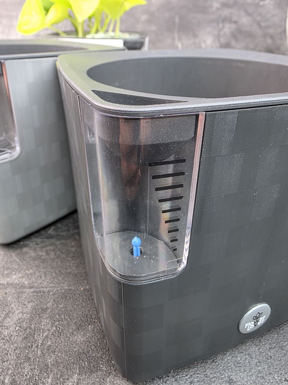 Samozavlažovací čtveratý obal na květináč 12 cm více barev